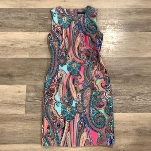 Tommy Hilfiger NWT stretchy paisley scuba dress size 2